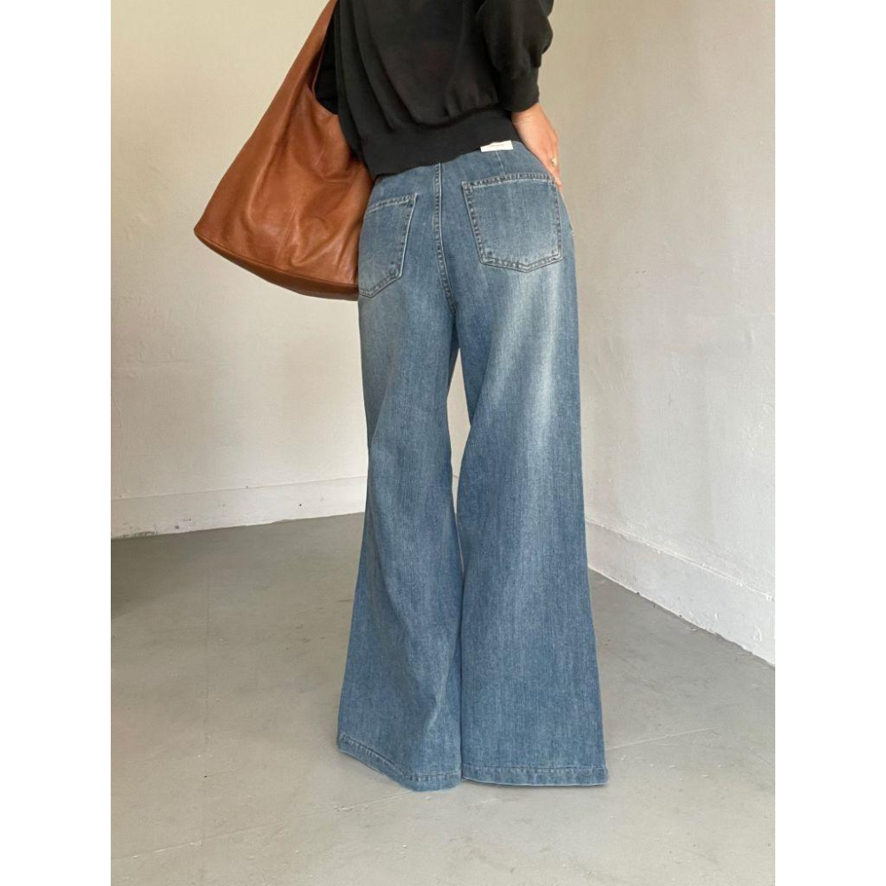 【2026 春季新款｜超級可愛♥︎】VENUSY｜正韓🇰🇷 - 韓國東大門空運直送台灣｜綁帶寬鬆喇叭牛仔褲-細節圖5