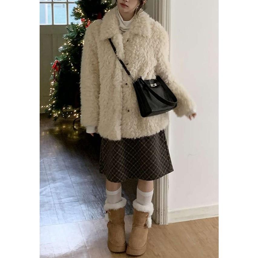 【頂級牛皮・優雅法式感】VENUSY｜正韓 - LE-JUNEV ♡ 韓國熱門設計師品牌｜亮面牛皮金屬釦方包．兩色入-細節圖4