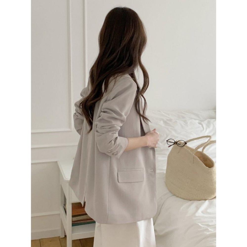 【極致抗皺・俐落垂墜】VENUSY｜正韓 - 質感微彈空氣感西裝外套．兩色入・Made in Korea-細節圖2