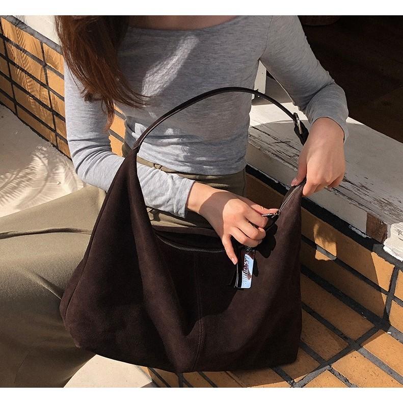 【美拉德・高級絨面牛革】VENUSY｜正韓 - LE-JUNEV ♡ 韓國熱門設計師品牌｜質感絨面牛革單肩包-細節圖2