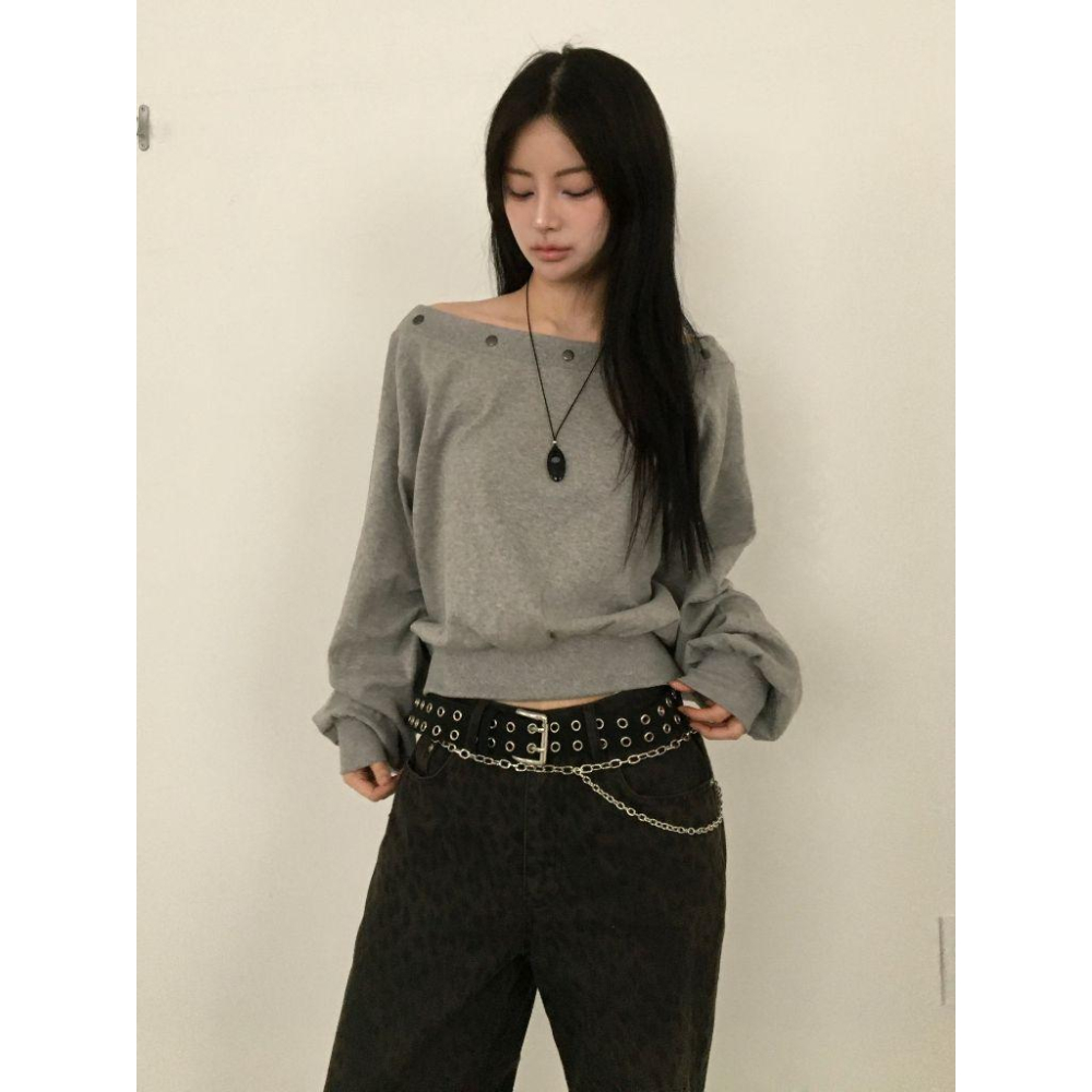 VENUSY 微悠｜【復古鉚釘・100%純棉】高街感圓領衛衣・大學T・Made in Korea-細節圖5