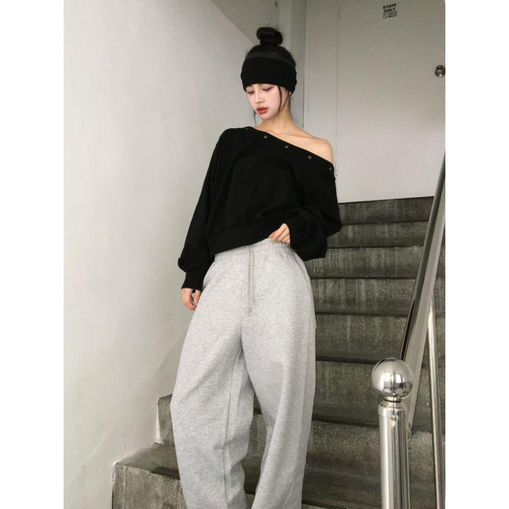 VENUSY 微悠｜【復古鉚釘・100%純棉】高街感圓領衛衣・大學T・Made in Korea-細節圖6