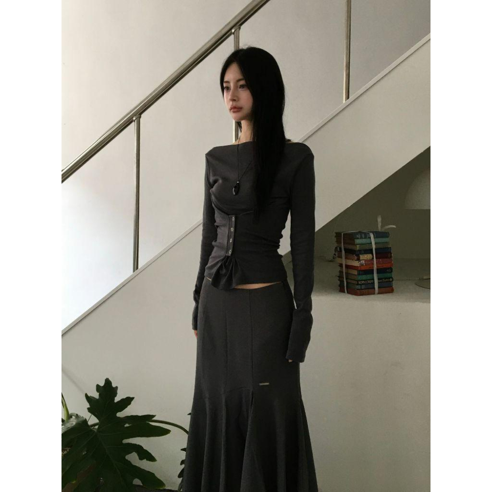 VENUSY 微悠｜【微平口小性感・顯瘦直角肩】莫代爾極柔修身上衣・Made in Korea-細節圖2