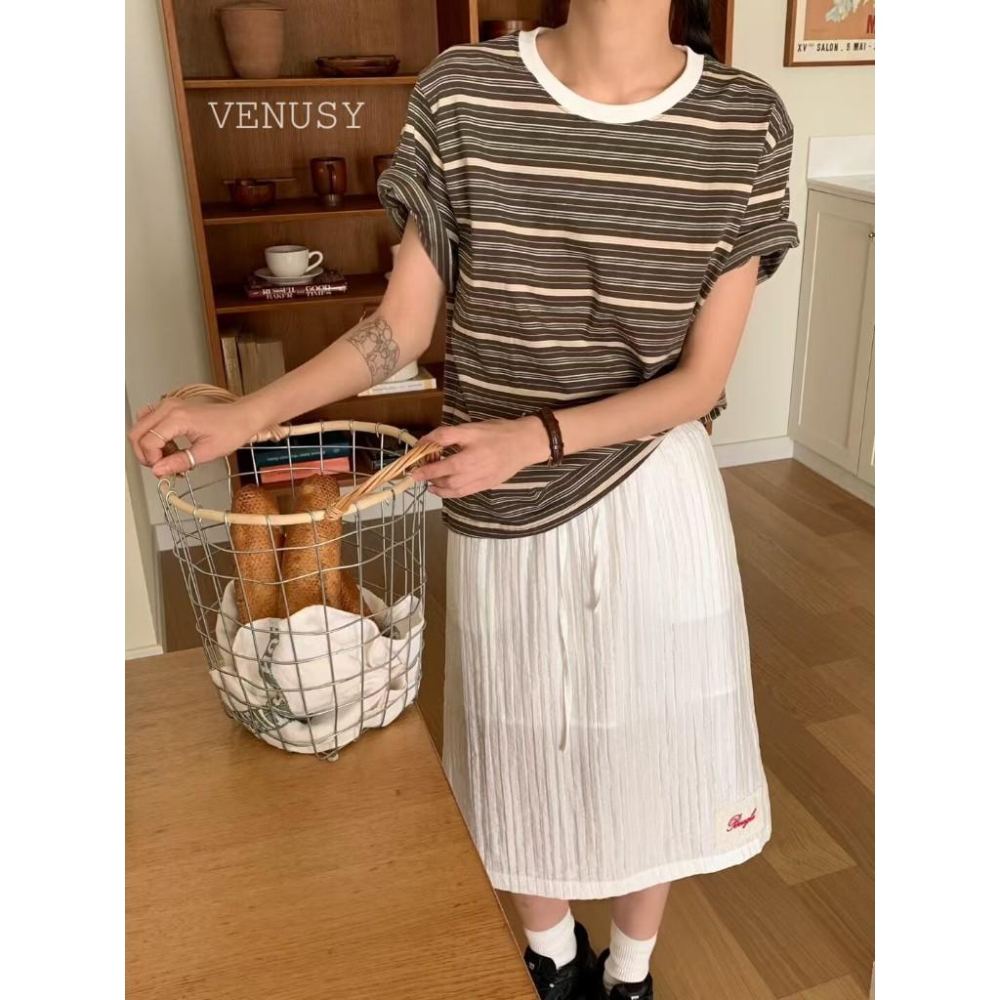 【美式復古・拼色條紋】VENUSY｜正韓 - 寬鬆拼色條紋短袖T恤．100%純棉．紅/卡其/天藍．必備基本款-細節圖4
