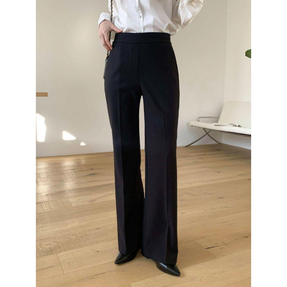 【極致彈力・修身長腿】VENUSY｜正韓 - 垂墜感微喇叭長褲．黑/米色．S-L．Made in Korea-細節圖5