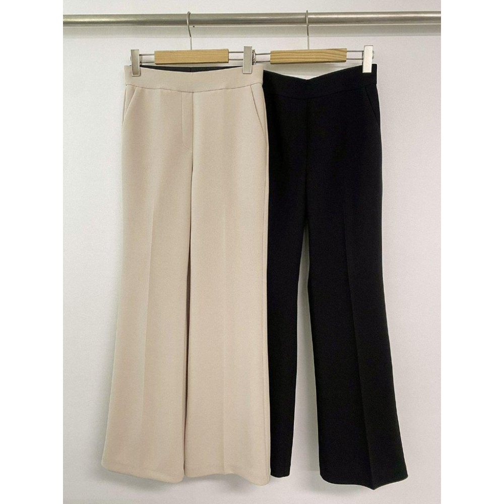 【極致彈力・修身長腿】VENUSY｜正韓 - 垂墜感微喇叭長褲．黑/米色．S-L．Made in Korea-細節圖9