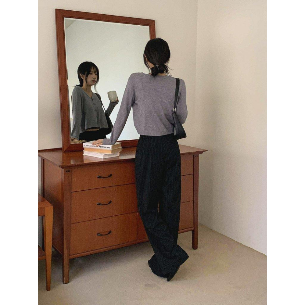 【高腰收腹・職人氣場】VENUSY｜正韓 - 隱形鬆緊細條紋西褲．不勒腰高彈力．都會ONNI必備-細節圖3