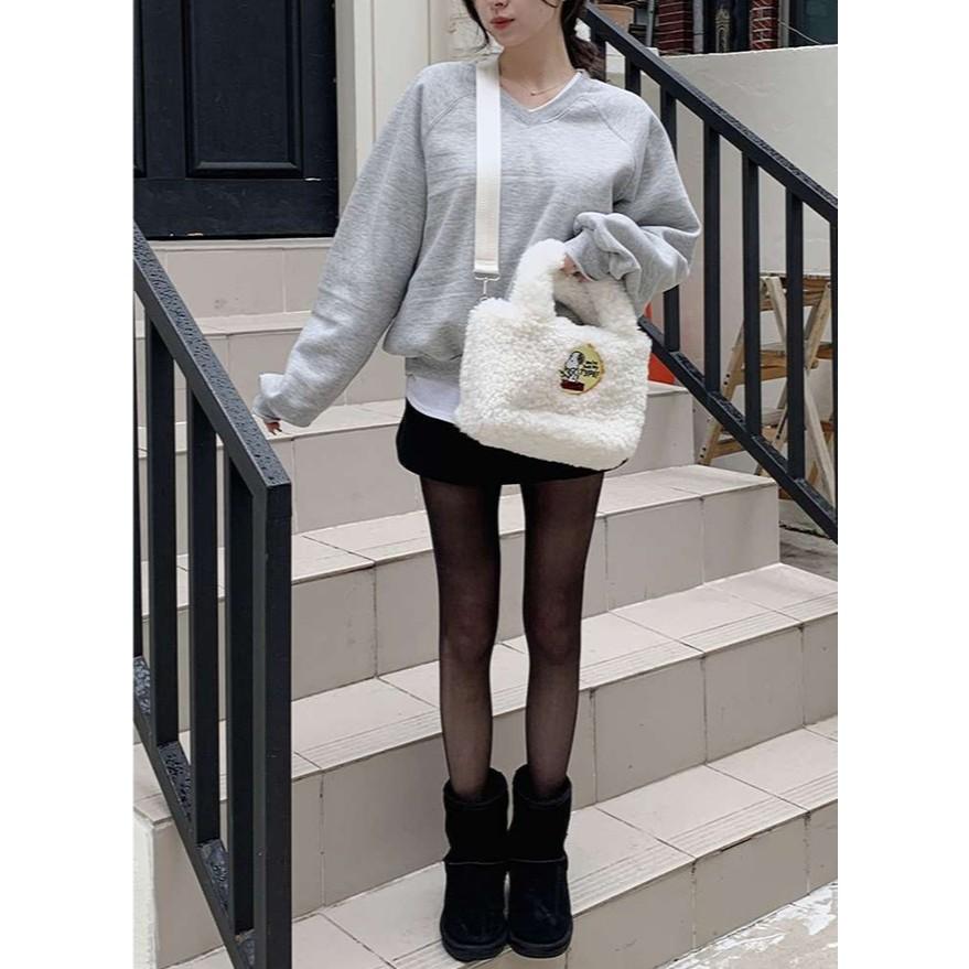 【正版授權・可愛療癒感】VENUSY｜正韓 - LE-JUNEV ♡ 韓國熱門品牌｜史努比短絨手提袋 Snoopy側背包-細節圖2