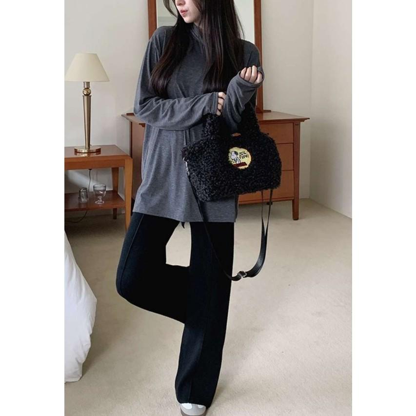 【正版授權・可愛療癒感】VENUSY｜正韓 - LE-JUNEV ♡ 韓國熱門品牌｜史努比短絨手提袋 Snoopy側背包-細節圖3