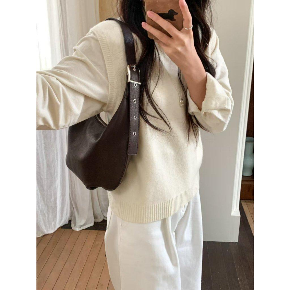 【極簡廓形・新月弧度】VENUSY｜正韓 - 質感新月單肩包．三色入・Made in Korea-細節圖3