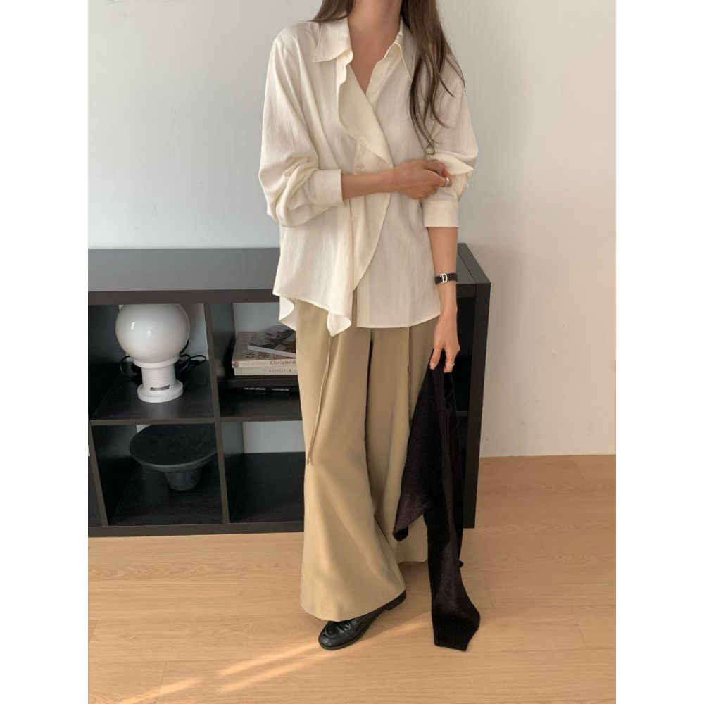 【浪漫荷葉邊・法式優雅感】VENUSY｜正韓 - 質感壓褶荷葉邊襯衫上衣．三色入・Made in Korea-細節圖5