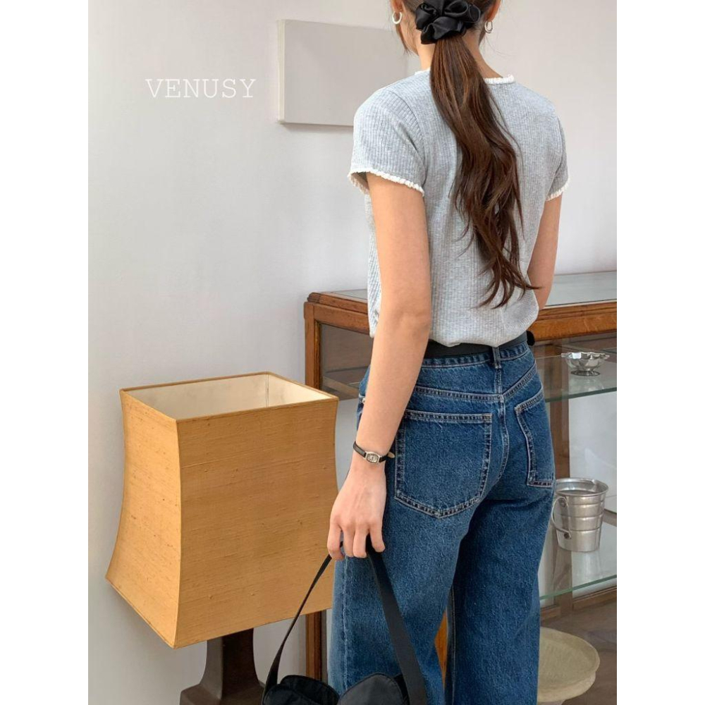 【雲朵彈力】VENUSY｜正韓 - 小花邊修身短袖T恤．象牙白/灰．極致親膚-細節圖5