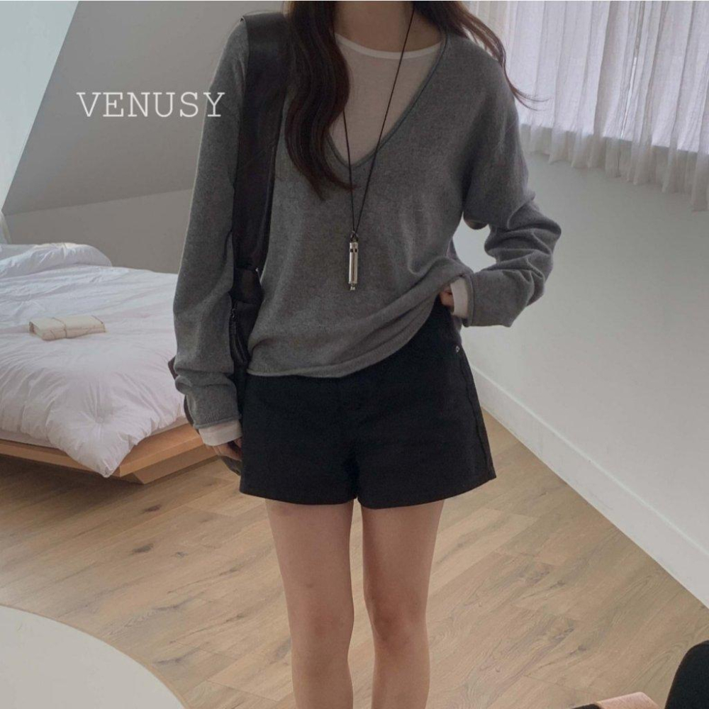 【55%羊毛・極致顯瘦深V】VENUSY｜正韓 - 復古慵懶風針織上衣．高感羊毛混紡．5色入．Made in Korea-細節圖8