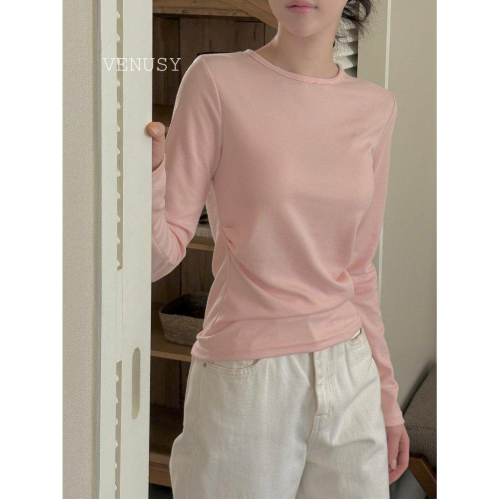 【雲感彈力・法式優雅】VENUSY｜正韓 - 側皺褶彈力修身長袖T恤．天空藍/嫩綠/粉．春夏顯瘦必備-細節圖5