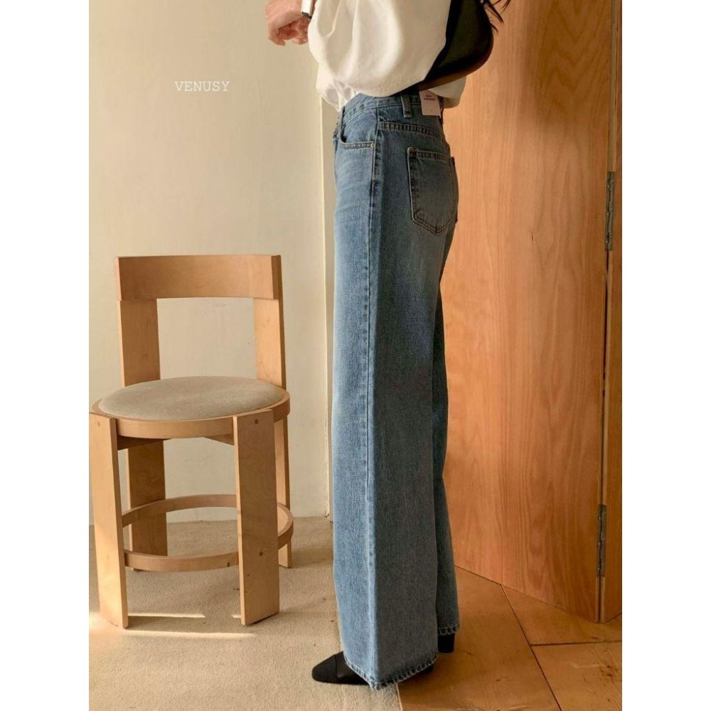 【美腿神褲・韓系簡約】VENUSY｜正韓 - 經典微喇叭牛仔褲．修身顯瘦．不挑身型．Made in Korea-細節圖5
