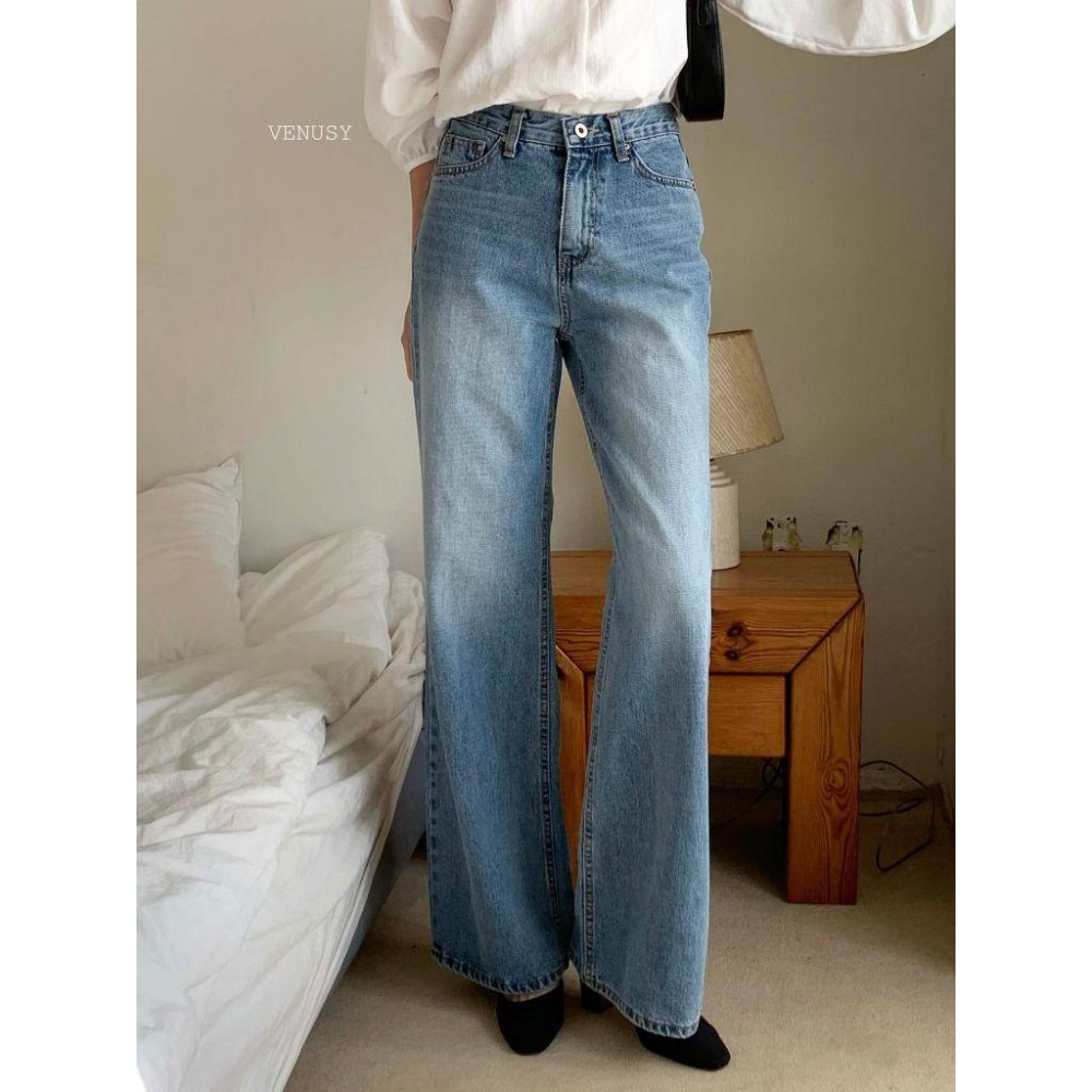 【美腿神褲・韓系簡約】VENUSY｜正韓 - 經典微喇叭牛仔褲．修身顯瘦．不挑身型．Made in Korea-細節圖6