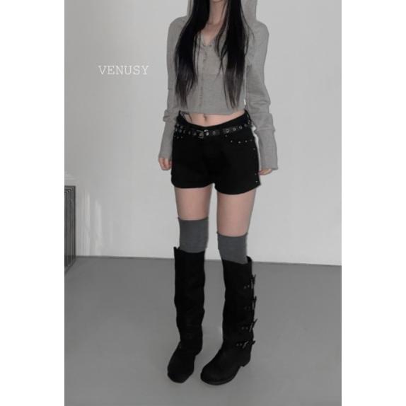 【夏季必備．純棉熱褲】VENUSY｜正韓 - 純棉質感銀釦修身短褲．S-L．Made in Korea-細節圖5
