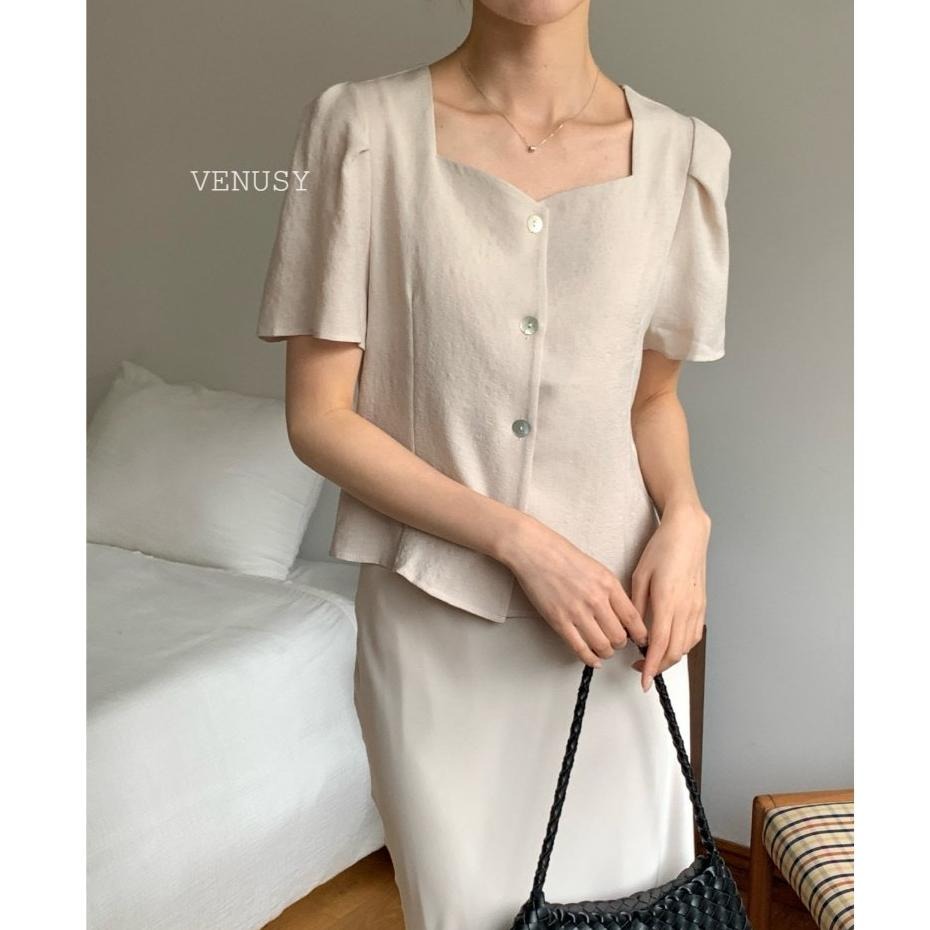 【法式優雅】VENUSY漢南小姐｜正韓 - 方領泡泡袖短袖襯衫．質感百搭上衣．兩色選-細節圖7