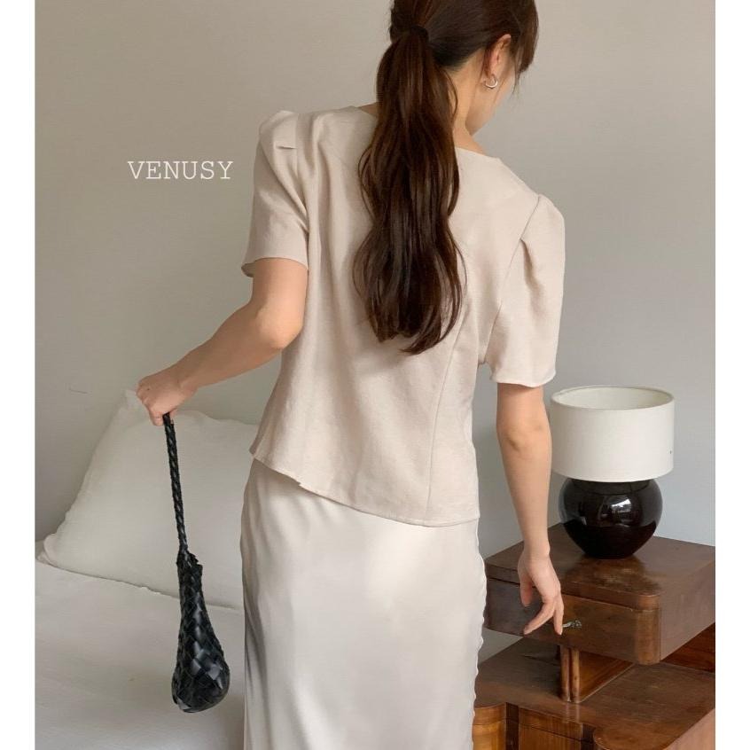 【法式優雅】VENUSY漢南小姐｜正韓 - 方領泡泡袖短袖襯衫．質感百搭上衣．兩色選-細節圖8