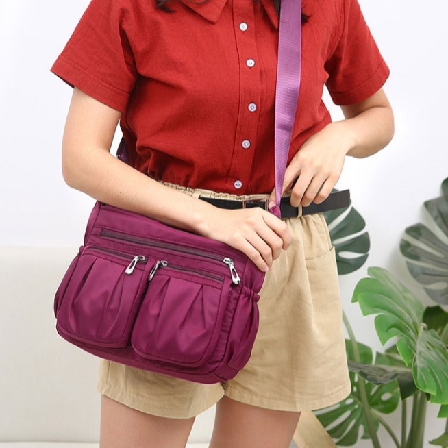 防水八格層實用休閒側背包-細節圖7