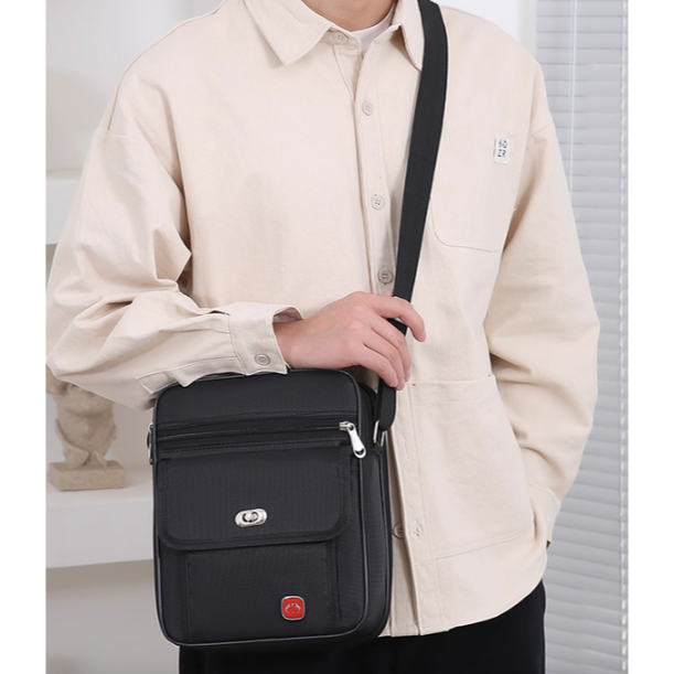 四格層防潑水耐用商務質感側背包-細節圖9