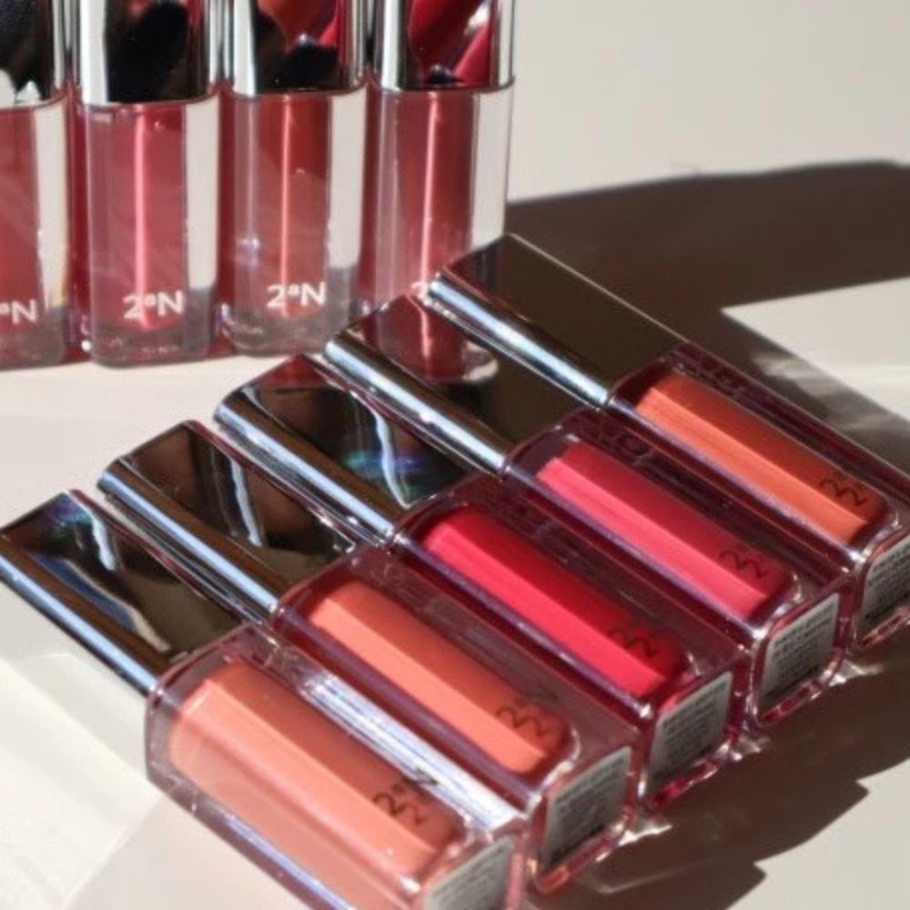 2aN | 怡豔 DEW GLOWY TINT 露光唇彩 少女水潤 嘟嘟唇 亮面唇釉 基礎護理 唇油｜DBK生活美學｜-細節圖2