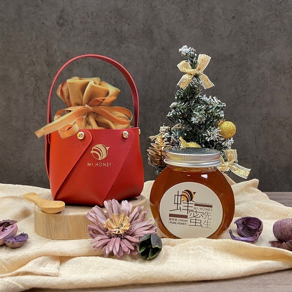 紅色皮質提籃+金色絨布袋+木製小湯匙