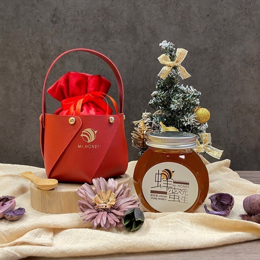 紅色皮質提籃+紅色絨布袋+木製小湯匙