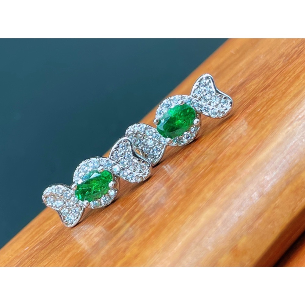 LEROY JEWELRY 樂花精品珠寶-「綠漾耳韻 沙佛萊石」-細節圖3