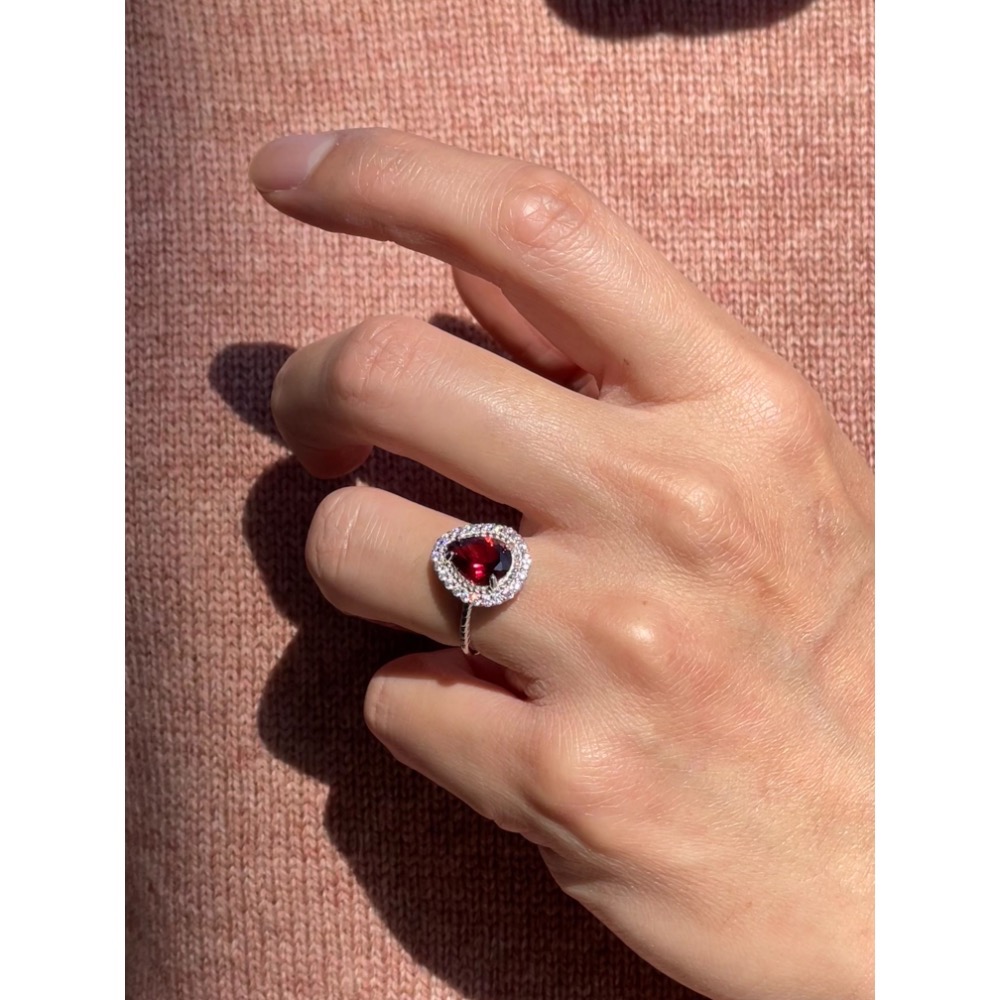 LEROY JEWELRY 樂花精品珠寶-［天然紅石榴石戒指——典雅奢華］-細節圖2