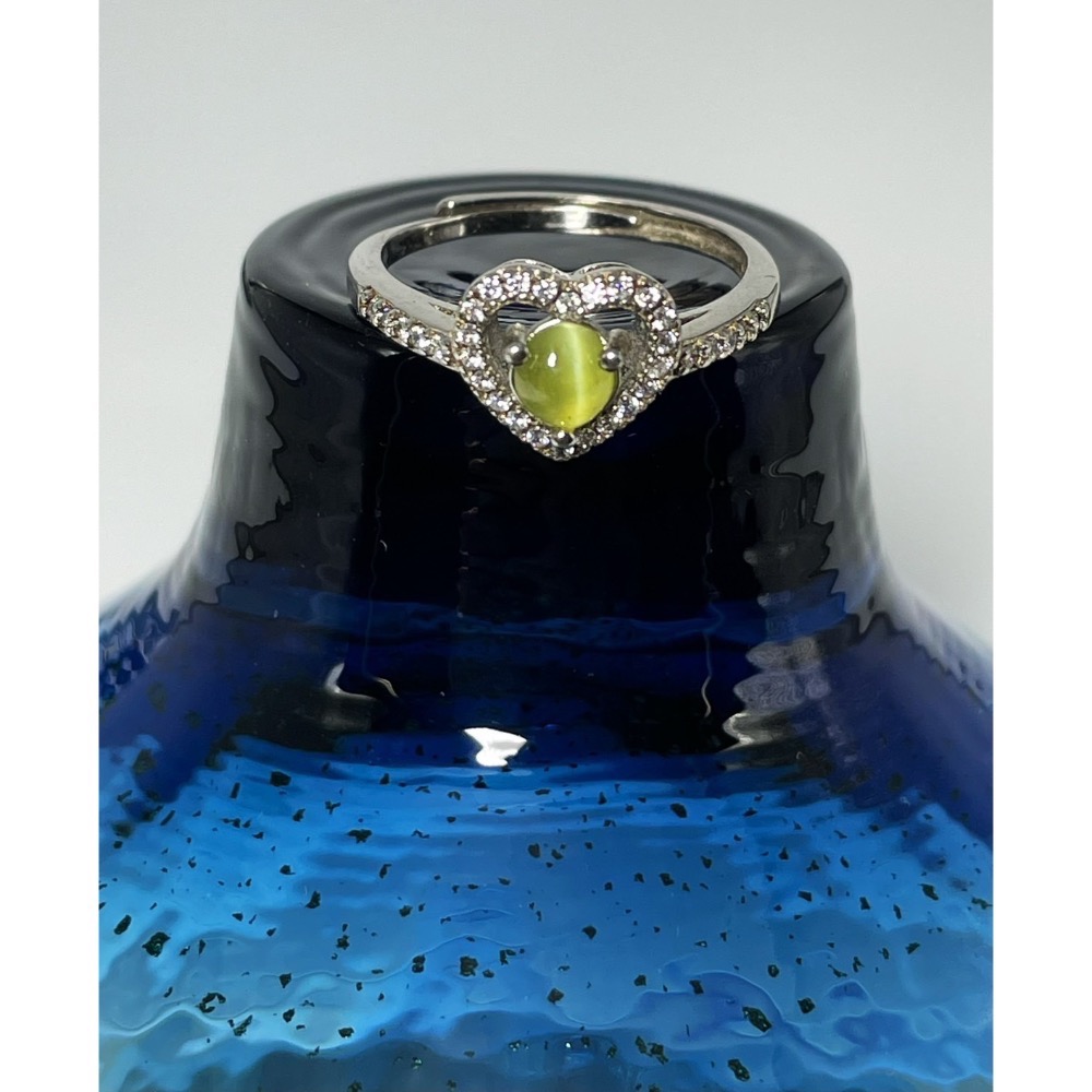 LEROY JEWELRY 樂花精品珠寶-［貓眼魅影 金綠玉寶石戒指］-細節圖2