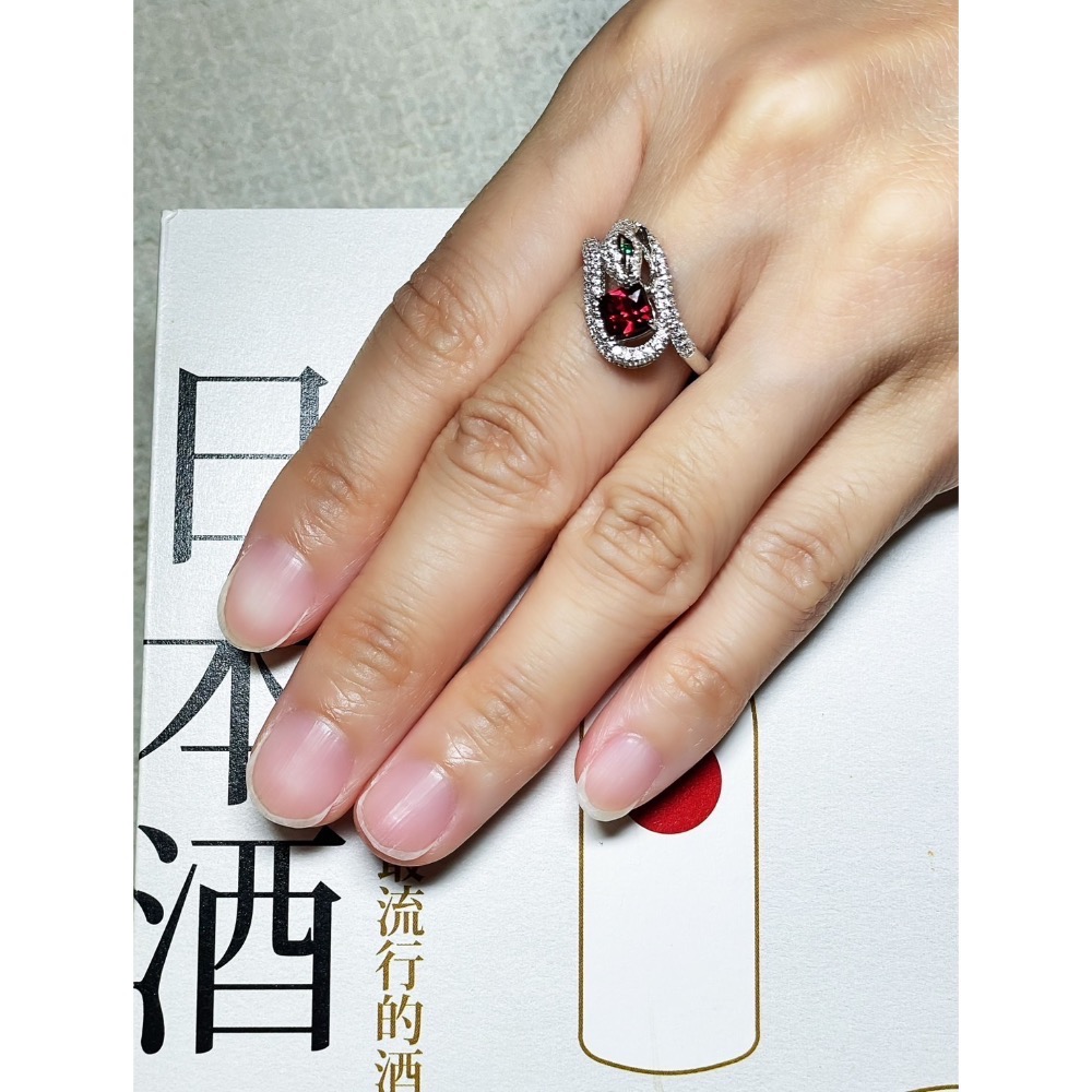 LEROY JEWELRY 樂花精品珠寶-[深紅纏影 Garnet Entwine石榴石戒指］-細節圖6