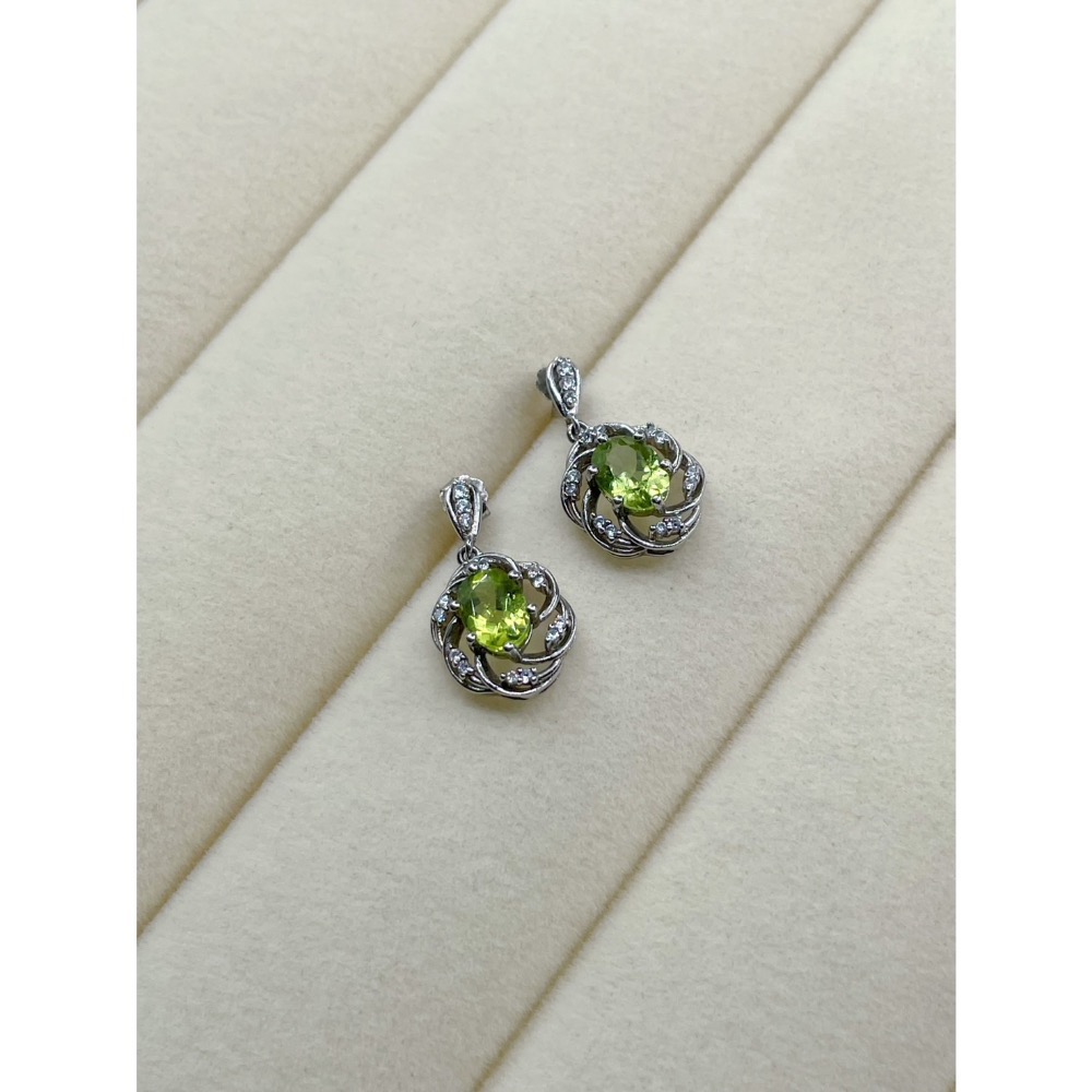 LEROY JEWELRY 樂花精品珠寶-｜Leroy・城市綠光 ✧橄欖石耳環-細節圖7