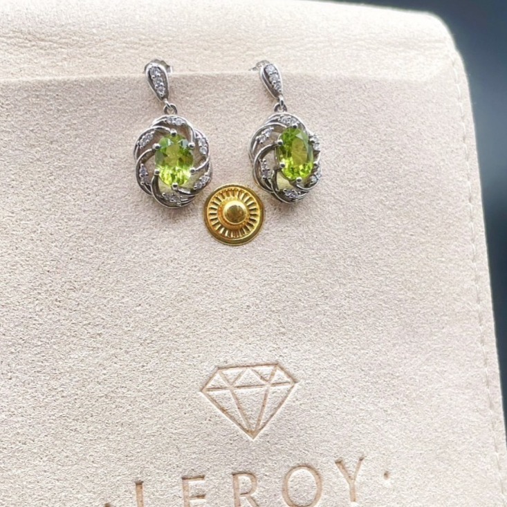 LEROY JEWELRY 樂花精品珠寶 城市綠光︱橄欖石耳環-細節圖3