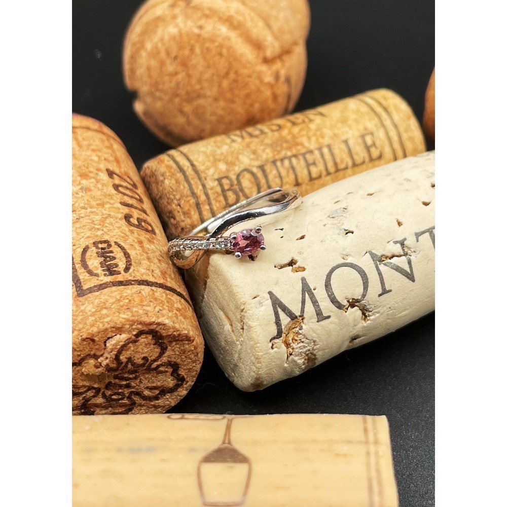 LEROY JEWELRY 樂花精品珠寶-［微閃粉-粉色尖晶石戒指］-細節圖2