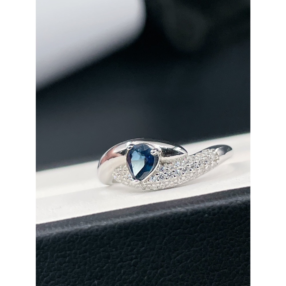 LEROY JEWELRY 樂花精品珠寶-［真我之境·藍寶石戒指］-細節圖7