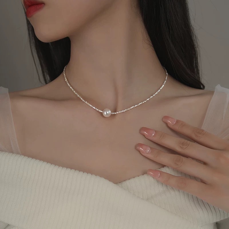 心飾Acc🇰🇷快速出貨「韓國飾品 爆閃碎銀子珍珠項鍊 銀飾項鍊 珍珠項鍊 高級 百搭鎖骨鍊-細節圖2