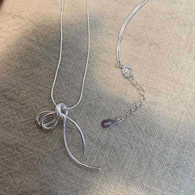 心飾Acc🇰🇷快速出貨「S925純銀 打結蝴蝶結水鑽項鍊 S925-細節圖6