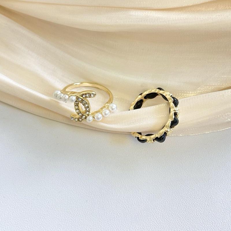 心飾Acc🇰🇷快速出貨「質感小香風鏈條珍珠碎鑽戒指 珍珠戒指 鑽石戒指 鏈條戒指 韓國東大門-細節圖6