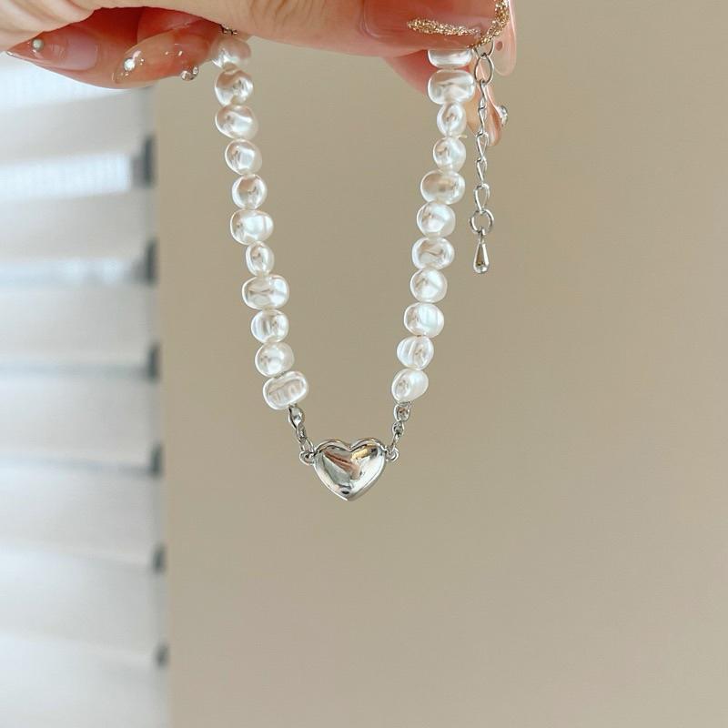 心飾Acc🇰🇷快速出貨「愛心造型巴洛克珍珠質感手鍊 / 珍珠手鍊 愛心手鍊 韓系手鍊 韓國空運-細節圖4