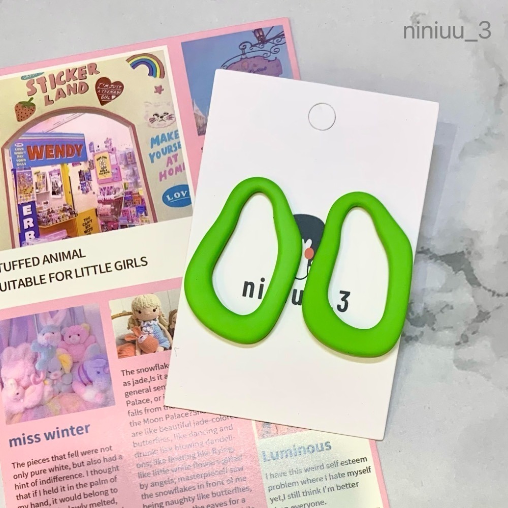 niniuu_3✨台灣現貨(出貨) 『S925銀針-多巴胺不規則耳環』多巴胺耳環 浮誇耳環 多巴胺色 可愛耳環 甜美耳環-細節圖2