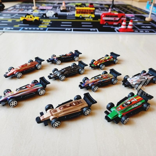 【台灣現貨】【F1方程式鐵皮賽車/隨機出貨】1/64 模型玩具車 兒童玩具車 小汽車 玩具跑車 賽車 贈品小車 小車車