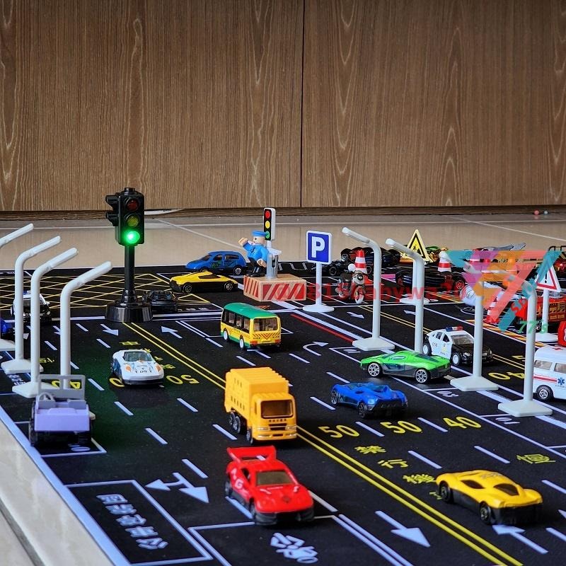 【台灣現貨】【 聲光紅綠燈】擬真紅綠燈玩具 信號燈玩具 聲光玩具 道路場警 停車場配件 認知玩具 號誌-細節圖7