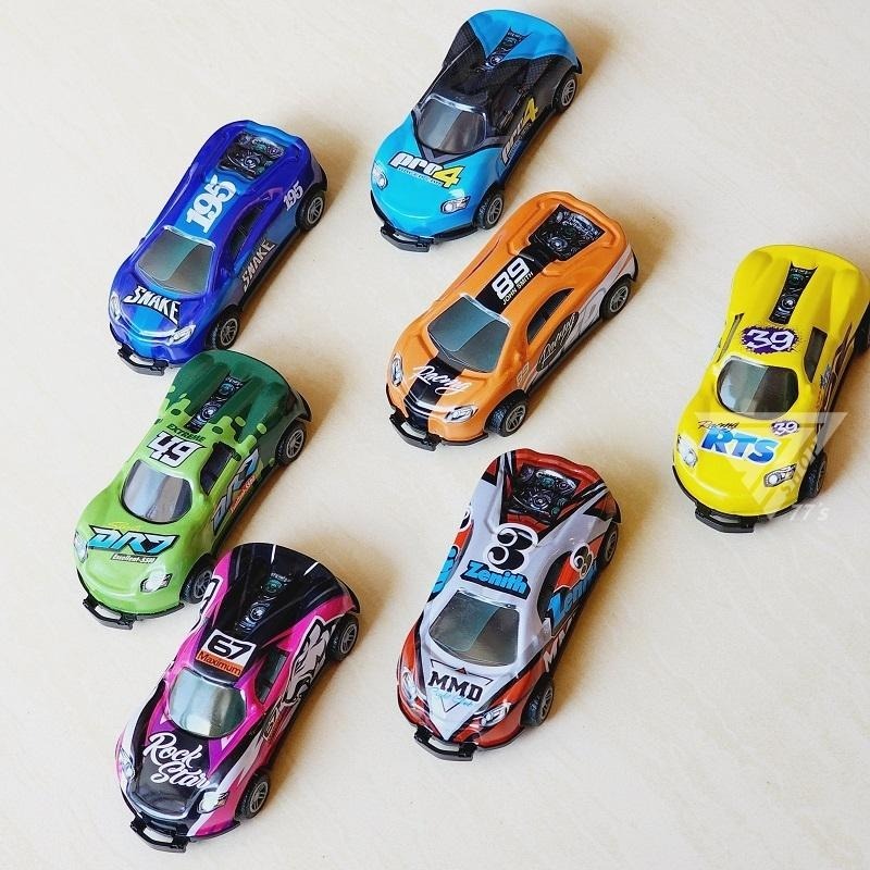 【台灣現貨】【彈跳迴力車/隨機出貨】彈射360翻轉 彈跳車 翻轉車 玩具跑車 小車車 撞擊迴力小汽車 玩具車 兒童節禮物-細節圖4