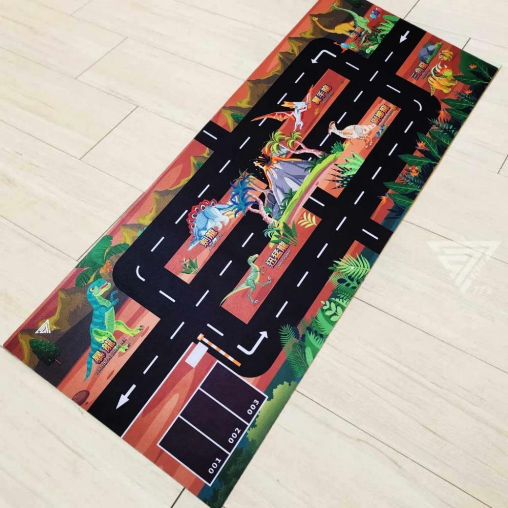 【2023 恐龍樂園 車車墊含車套組 台灣製1:64】滑鼠墊 模型車地墊 遊戲墊 玩具車墊 恐龍遊戲墊 場景情境 暴龍-細節圖3