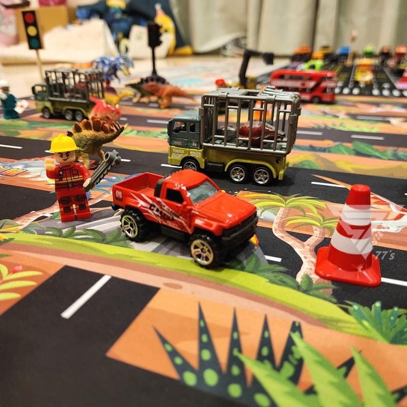 【2023 恐龍樂園 車車墊含車套組 台灣製1:64】滑鼠墊 模型車地墊 遊戲墊 玩具車墊 恐龍遊戲墊 場景情境 暴龍-細節圖7