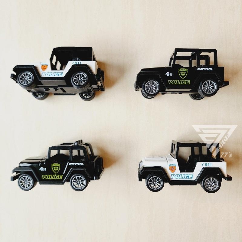 【台灣出貨】【仿真警車越野車合金車/4款可選】1:64 模型玩具車 回力越野車 警車 消防車 110 越野車玩具-細節圖3
