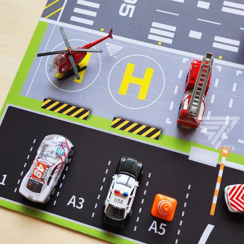 【新款機場密碼 含飛機套組 台灣製滑鼠墊】1:64 模型飛機 模型車地墊 遊戲墊 玩具車墊 適用( TOMICA 樂高-細節圖5