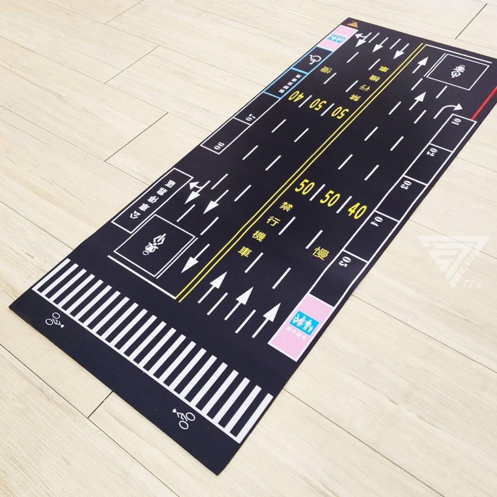 【現貨 台灣設計製造】【台灣道路遊戲墊 1:64 模型車地墊】交通遊戲墊 場景遊戲墊 滑鼠墊 玩具車地墊 停車場場景 車-細節圖9