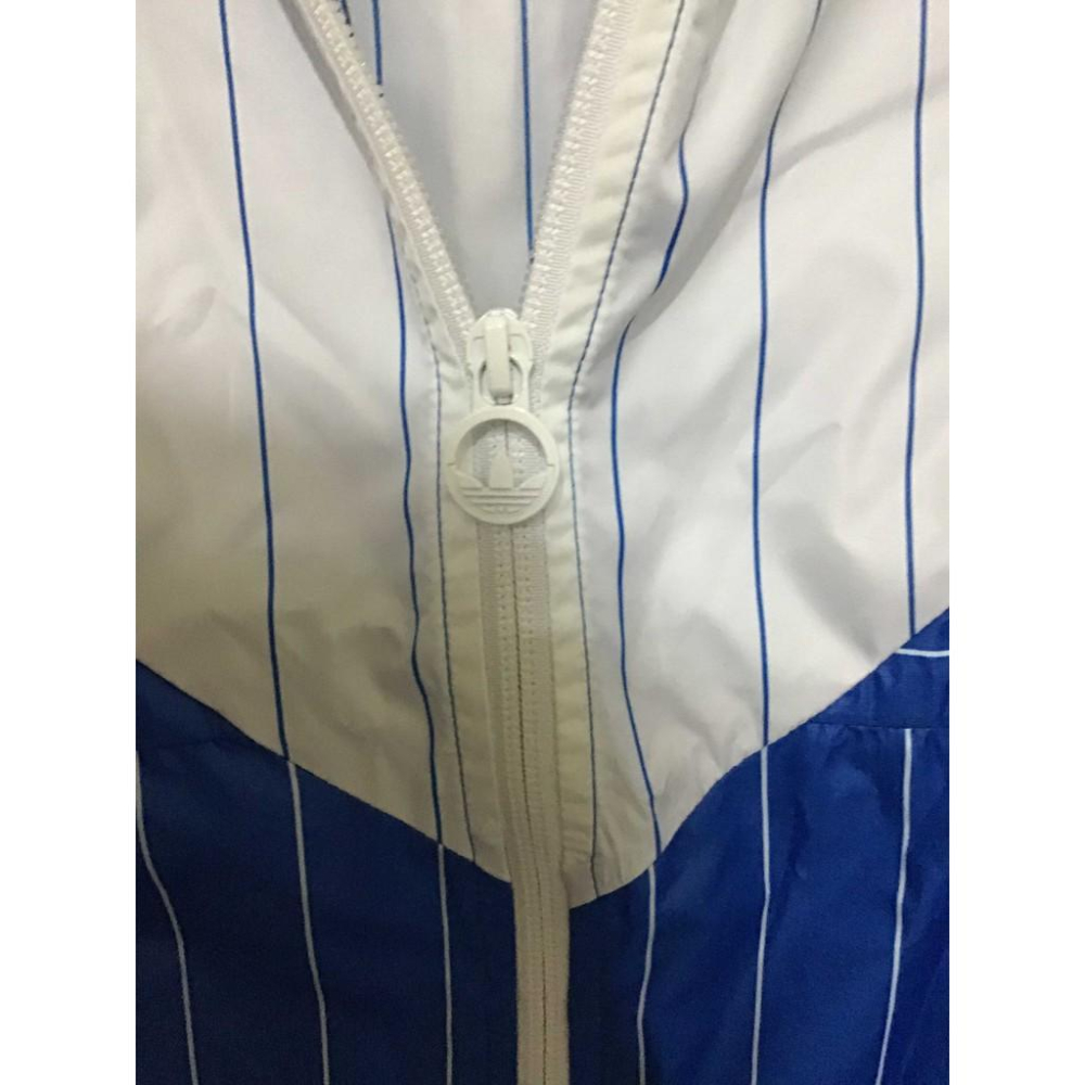 現貨特價 全新有牌 男生 Adidas Orignal 防風連帽外套-細節圖4